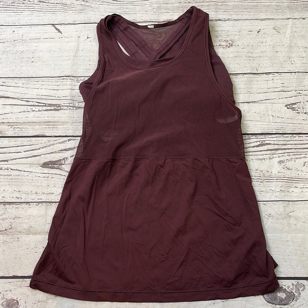 Lululemon Athletics Mesh Solid Maroon Tank Bra Attached